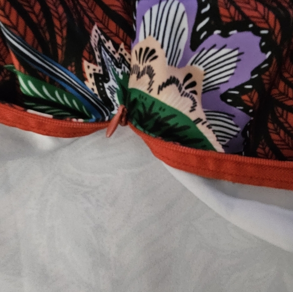 Eloquii Floral Patterned Pencil Skirt NWT Size 16 - Picture 10 of 10